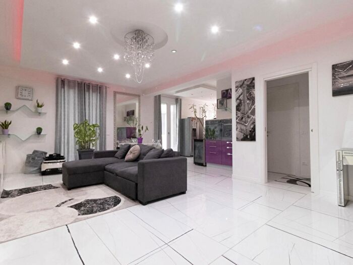 Appartamento con 5 locali in vendita in Via Andrea Costa a, Pianoro