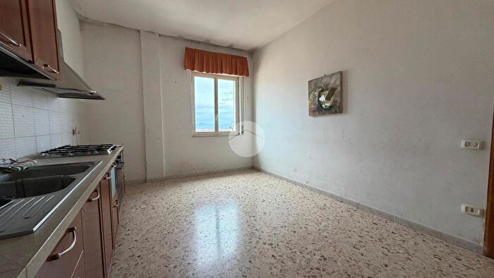 Appartamento trilocale in vendita in Via Arbusto, Marano Di Napoli