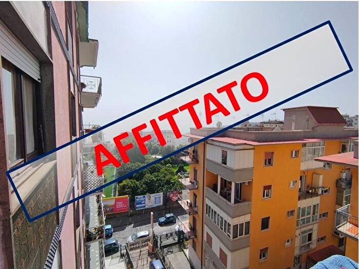 Appartamento bilocale in affitto in Via Belvedere, Vomero, Napoli