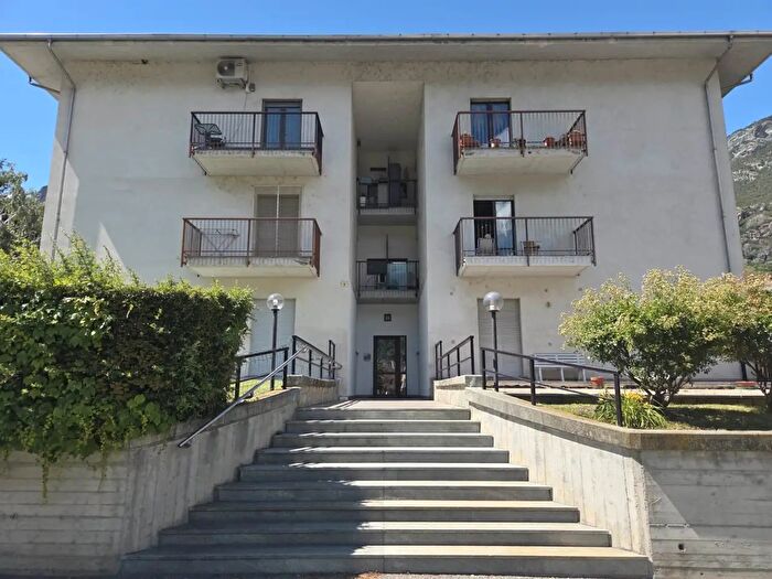 Appartamento quadrilocale in affitto in Chatillon