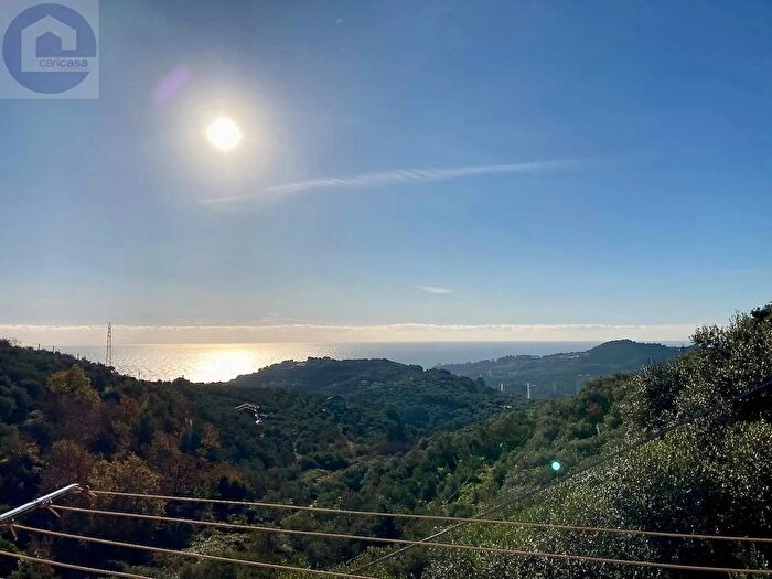 Appartamento bilocale in vendita in Via Giusti, Civezza