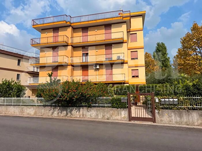 Appartamento con 5 locali in vendita in Via Palazzo, Formia