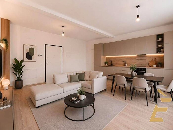 Appartamento bilocale in affitto in Via Cortina D'Ampezzo, Corvetto, Milano