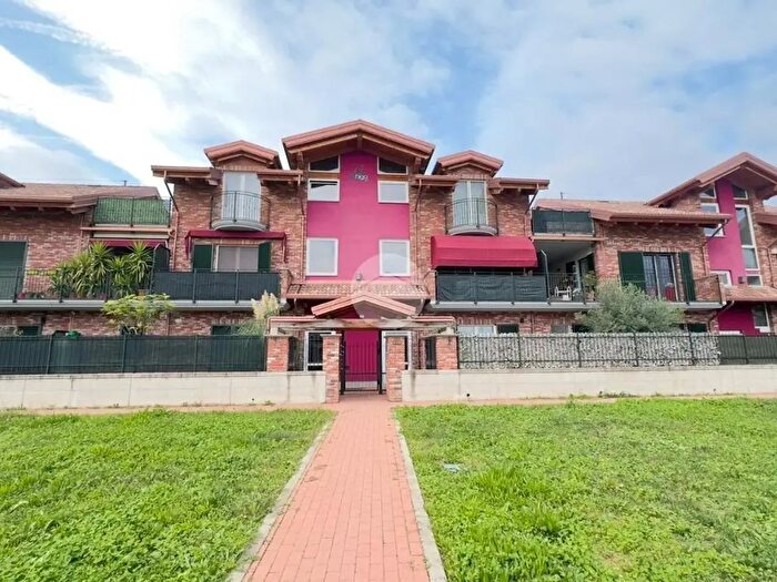 Appartamento bilocale in vendita in Via Val della Torre, Alpignano