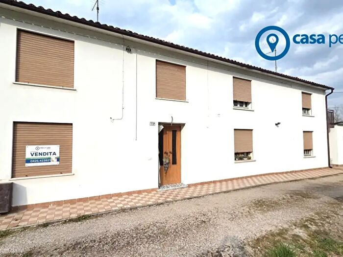 Casa trilocale in vendita in Via Borgo Zanella, San Bellino