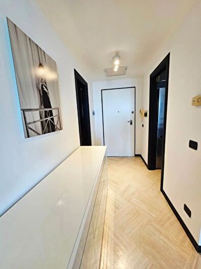 Appartamento bilocale in vendita in Via Romana Bordighera, Bordighera