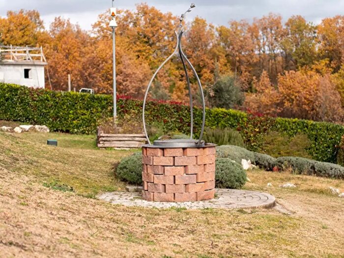 Casa con 8 locali in vendita in Campobasso