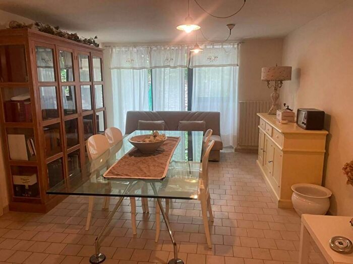 Appartamento trilocale in affitto in Via delle Salvie, Tirrenia, Pisa