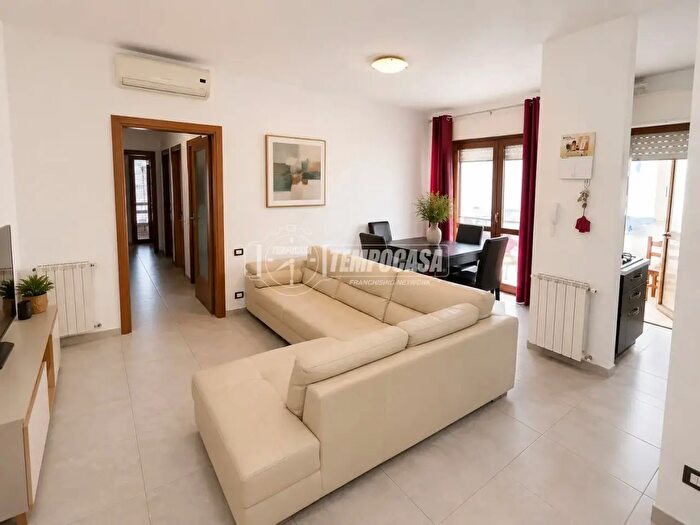 Appartamento trilocale in vendita in Via Antonio Segni, Oristano