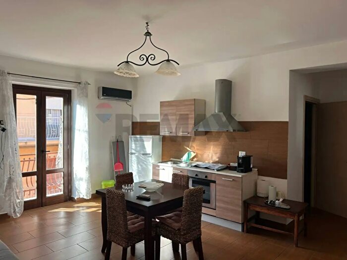 Casa con 5 locali in vendita in Favara