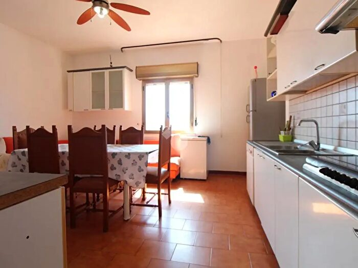 Appartamento quadrilocale in vendita in Via Pietro Lofaro, Villa San Giovanni