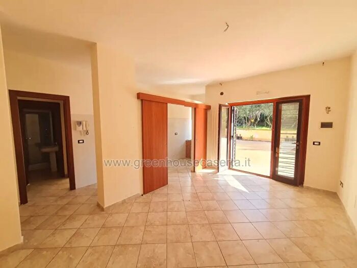 Appartamento bilocale in vendita in Via Leonilde Iotti, Caserta