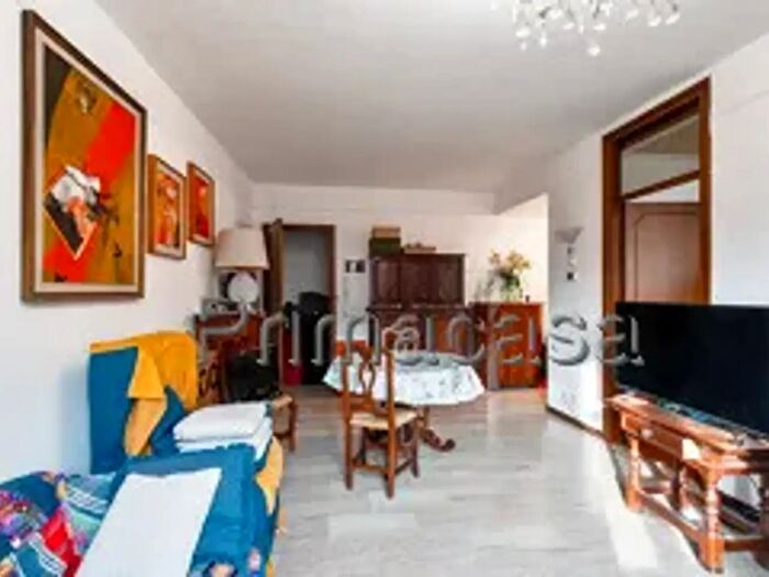 Appartamento trilocale in vendita in Corso Roma, Carpi