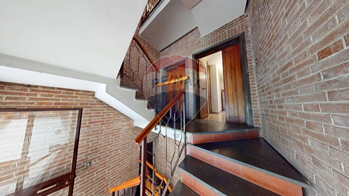 Appartamento trilocale in vendita in Via Cesare Detti, Spoleto