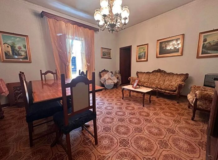 Appartamento quadrilocale in vendita in Via Cosenza, Palermo