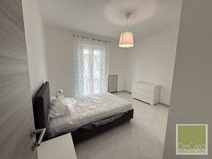 Appartamento con 5 locali in affitto in Torrette, Ancona