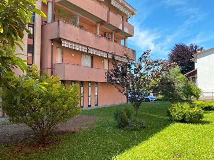 Appartamento trilocale in vendita in Via Filippo Tommaso Marinetti, Voghera