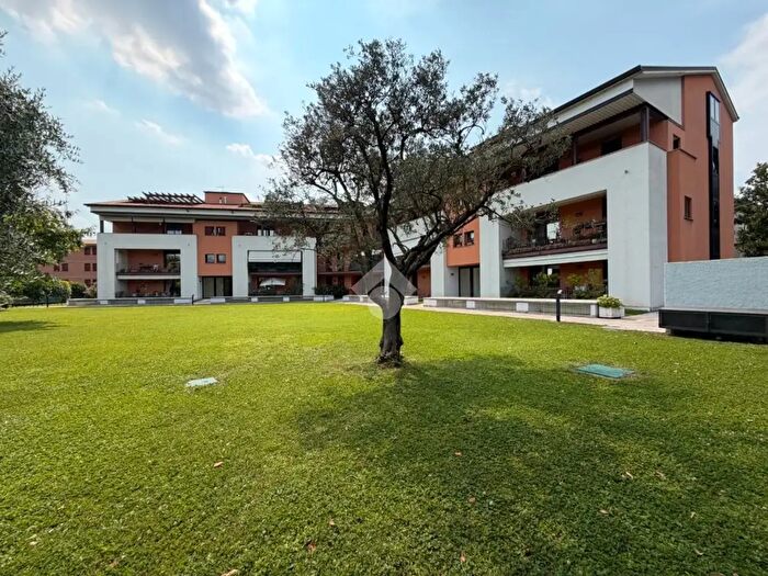 Appartamento trilocale in vendita in Viale XI Febbraio, Bassano Del Grappa