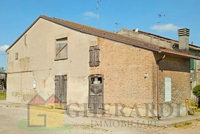 Casa con 6 locali in vendita in Via dei Frutteti, Masi Torello