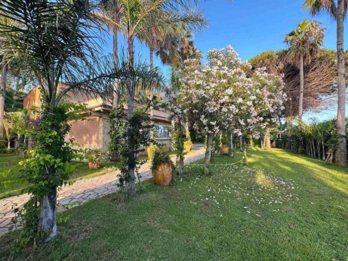 Appartamento quadrilocale in affitto in Lenzi, Gizzeria