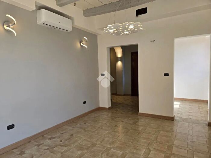 Appartamento trilocale in vendita in Via Vittorio Emanuele, Colli Del Tronto