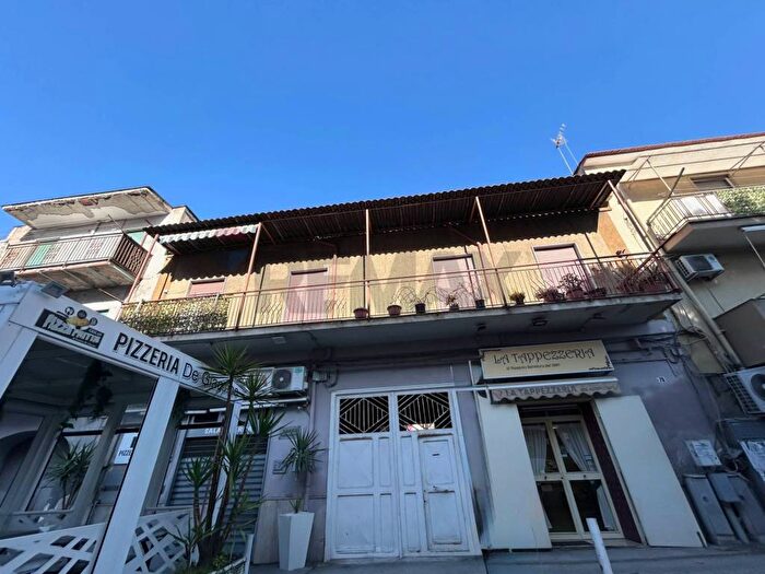 Appartamento trilocale in affitto in Via Nazionale delle Puglie, Arpino, Casoria