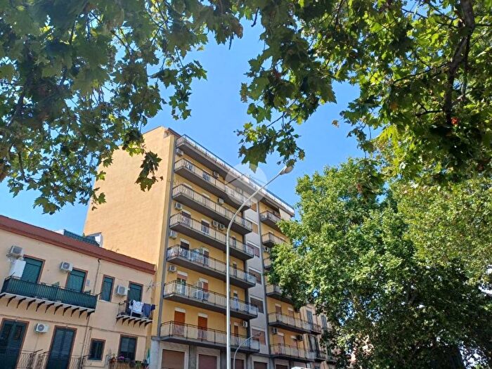 Appartamento bilocale in affitto in Corso Tukory, Oreto Perez, Palermo
