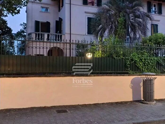 Appartamento bilocale in affitto in Forte dei Marmi, Centro