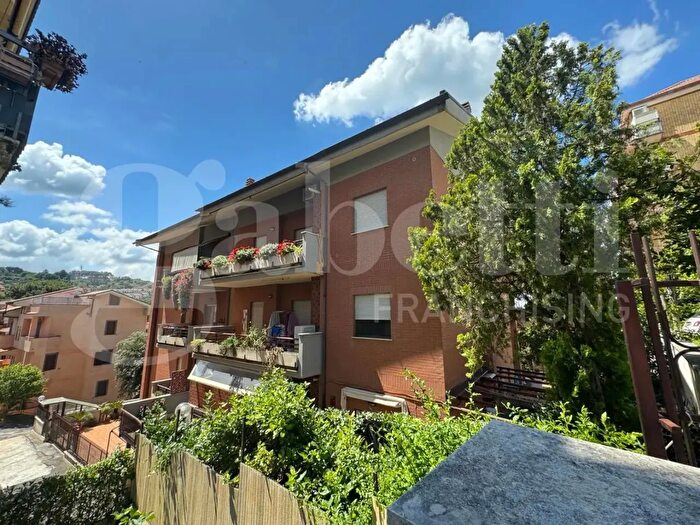 Appartamento bilocale in vendita in Corso Vittoria Colonna a, Marino