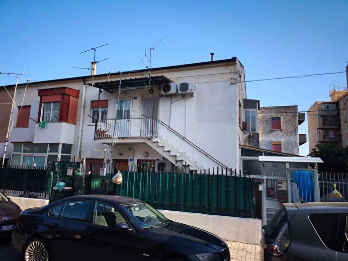 Appartamento trilocale in vendita in Via Umbria, Carini