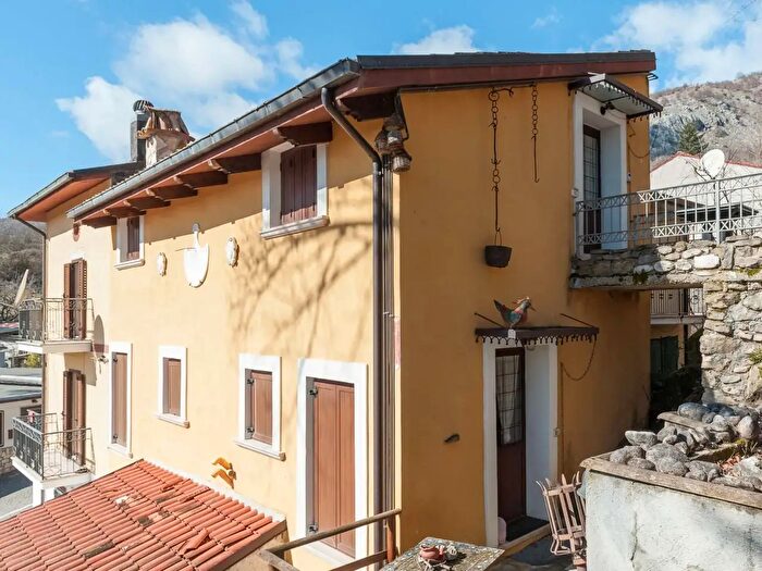 Appartamento trilocale in vendita in Rione Fontana Vecchia, Scontrone