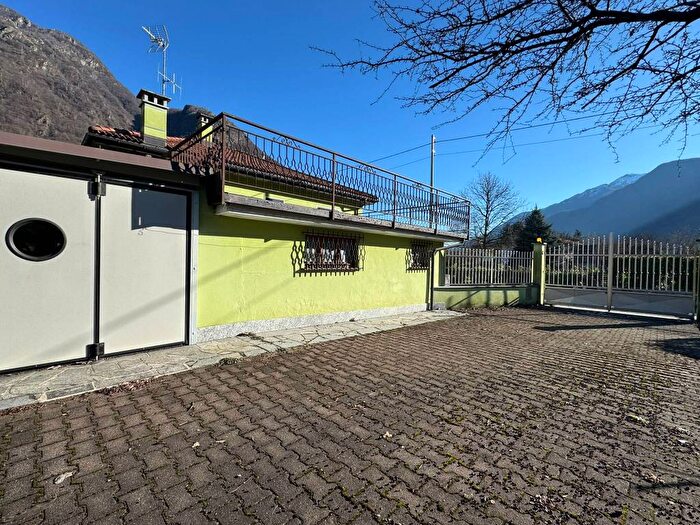 Case in Vendita e in Affitto - 3