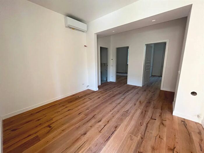 Appartamento trilocale in vendita in Firenze