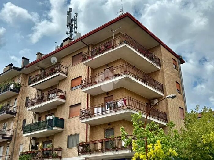 Appartamento quadrilocale in vendita in Via Leopardi, Cassino