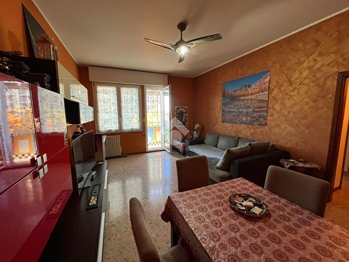 Appartamento bilocale in vendita in Via Niccolò Copernico, Corsico