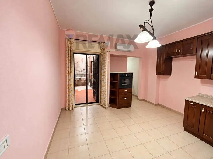 Appartamento bilocale in vendita in Via Stella, Catania