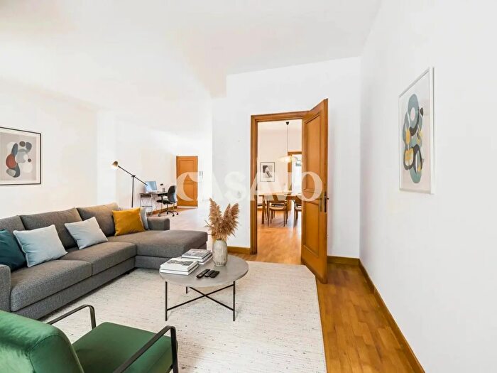 Appartamento trilocale in vendita in Roma