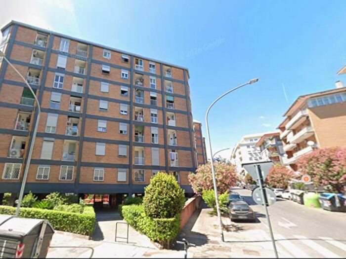 Appartamento trilocale in affitto in Viale Prospero Colonna, Portuense, Roma