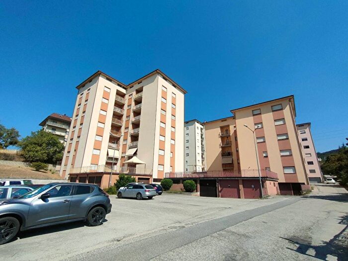 Appartamento con 5 locali in affitto in Via Monte Rotondo, Santa Barbara San Sisto, L'Aquila
