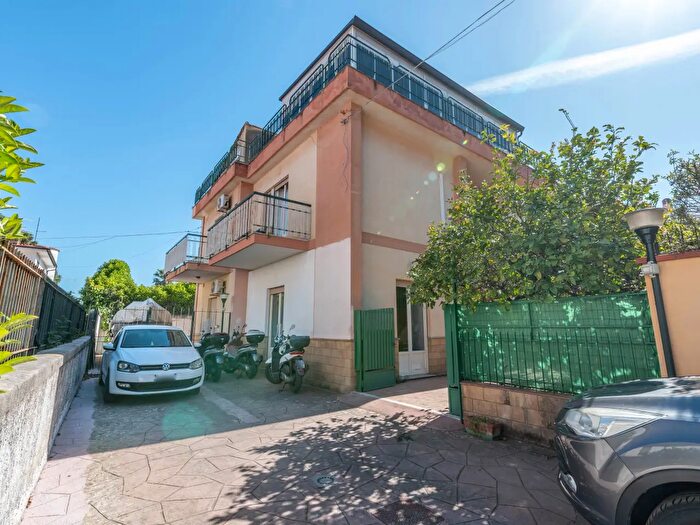 Casa quadrilocale in vendita in Via Pazienza, Palermo