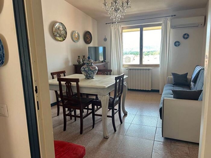 Casa con 5 locali in affitto in Via Corti Bois, Centro, Muravera