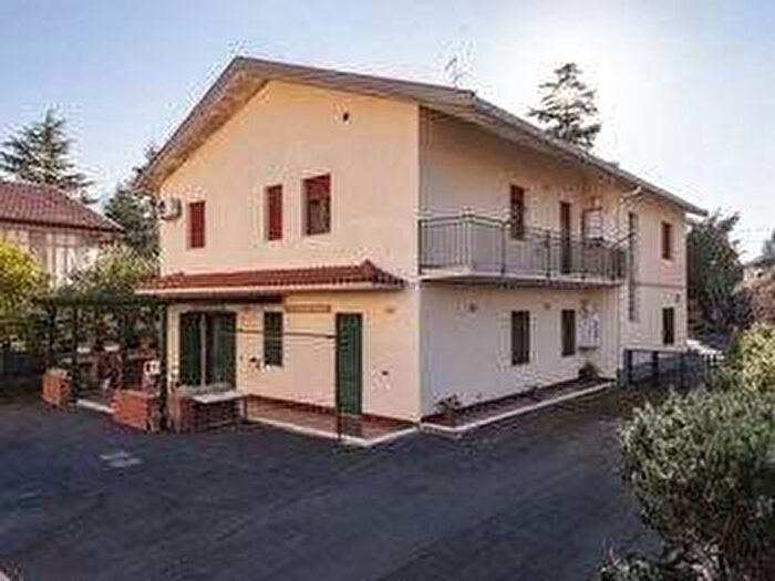 Casa con 6 locali in affitto in Via Luigi Pirandello, Centro, Pedara
