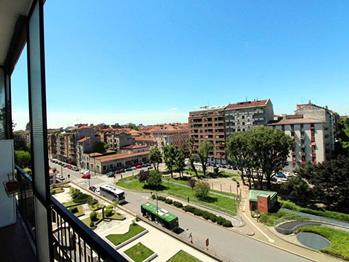 Appartamento trilocale in affitto in Largo Oreste Murani, Città Studi, Milano