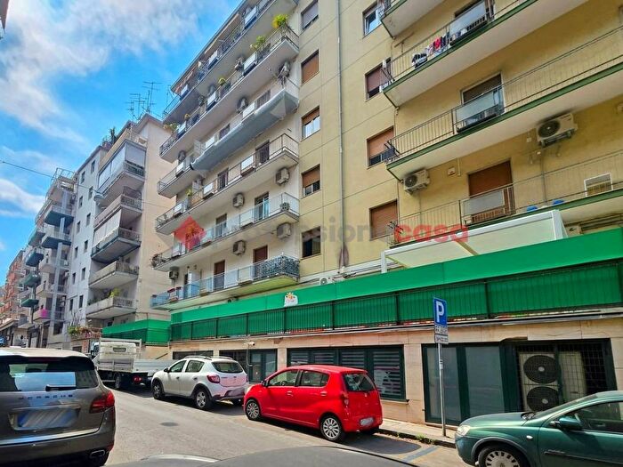 Appartamento bilocale in affitto in Via Napoli, Province Veneto, Catania