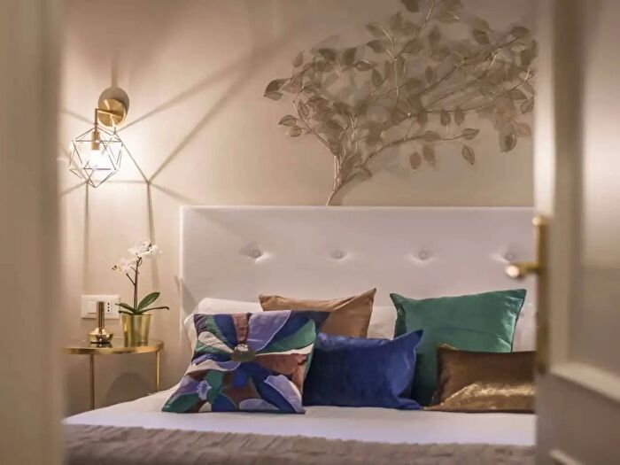 Appartamento monolocale in affitto in Via Rosina, Firenze