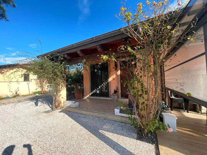 Casa trilocale in vendita in Via Campo di Carne, Ardea