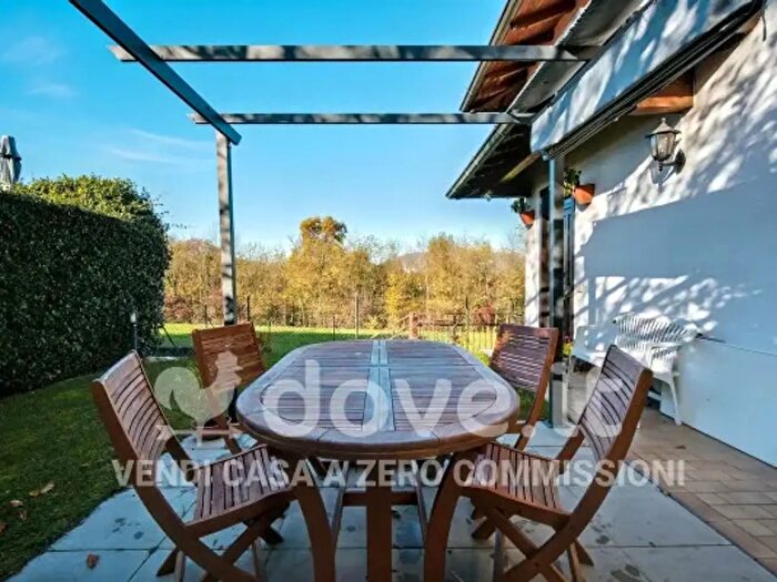 Casa quadrilocale in vendita in Via Natta, Olgiate Comasco