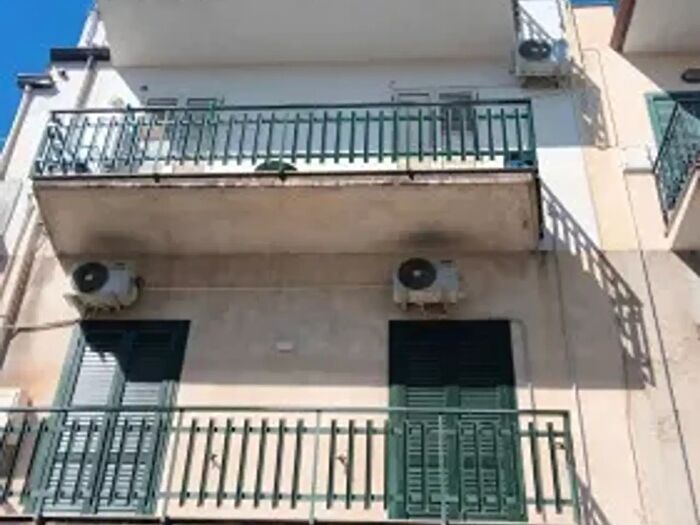 Appartamento monolocale in vendita in Via Giuseppe Mazzini, Gioiosa Ionica