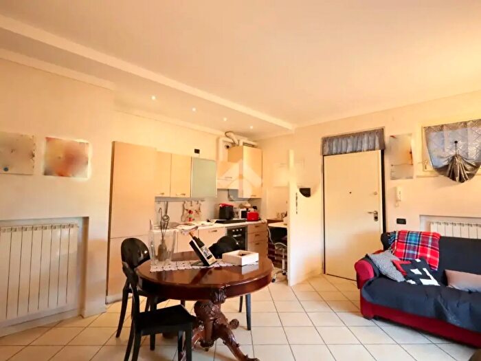 Appartamento bilocale in vendita in Via I Maggio, Montirone