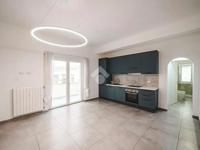 Appartamento bilocale in affitto in Corso di Francia, Roma